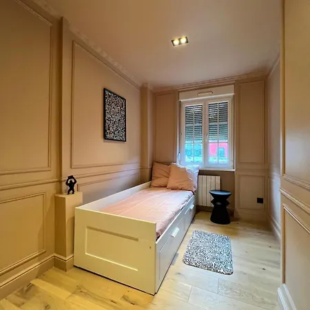 Le Kronenbourg - à Deux Arrêts De Tram Du Centre-ville *