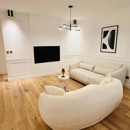 Le Kronenbourg - A Deux Arrets De Tram Du Centre-ville *